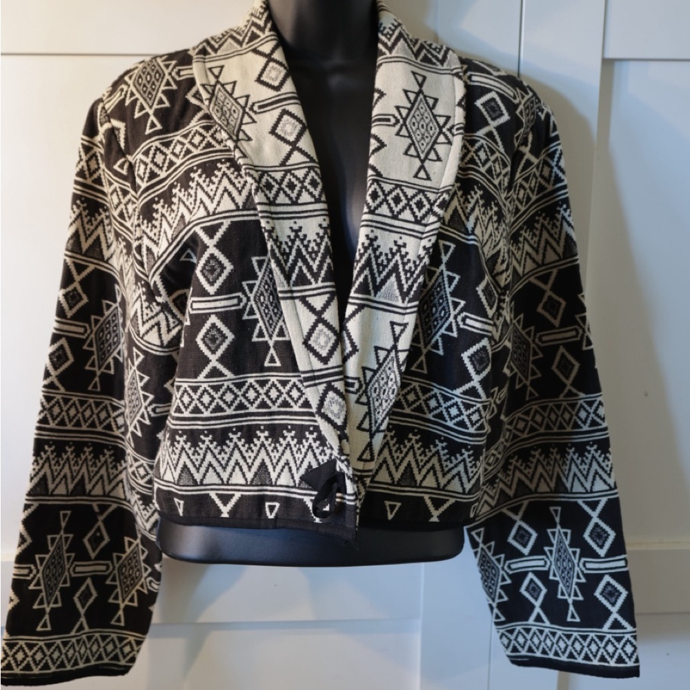Aztec Blazer Geometric Patterned Black and White Women Flashback 100 % cotton